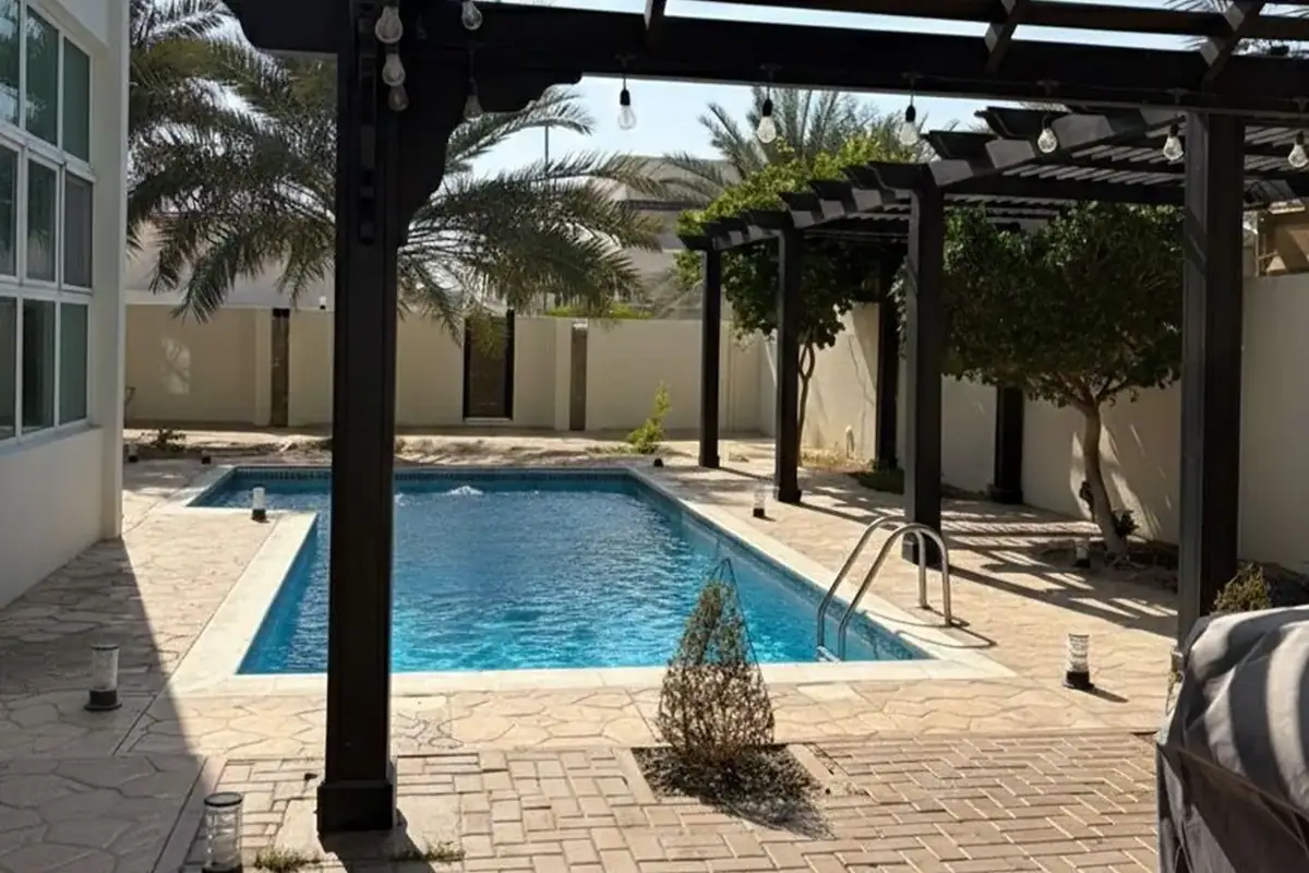 Villa 910 m² in Dubai - 2