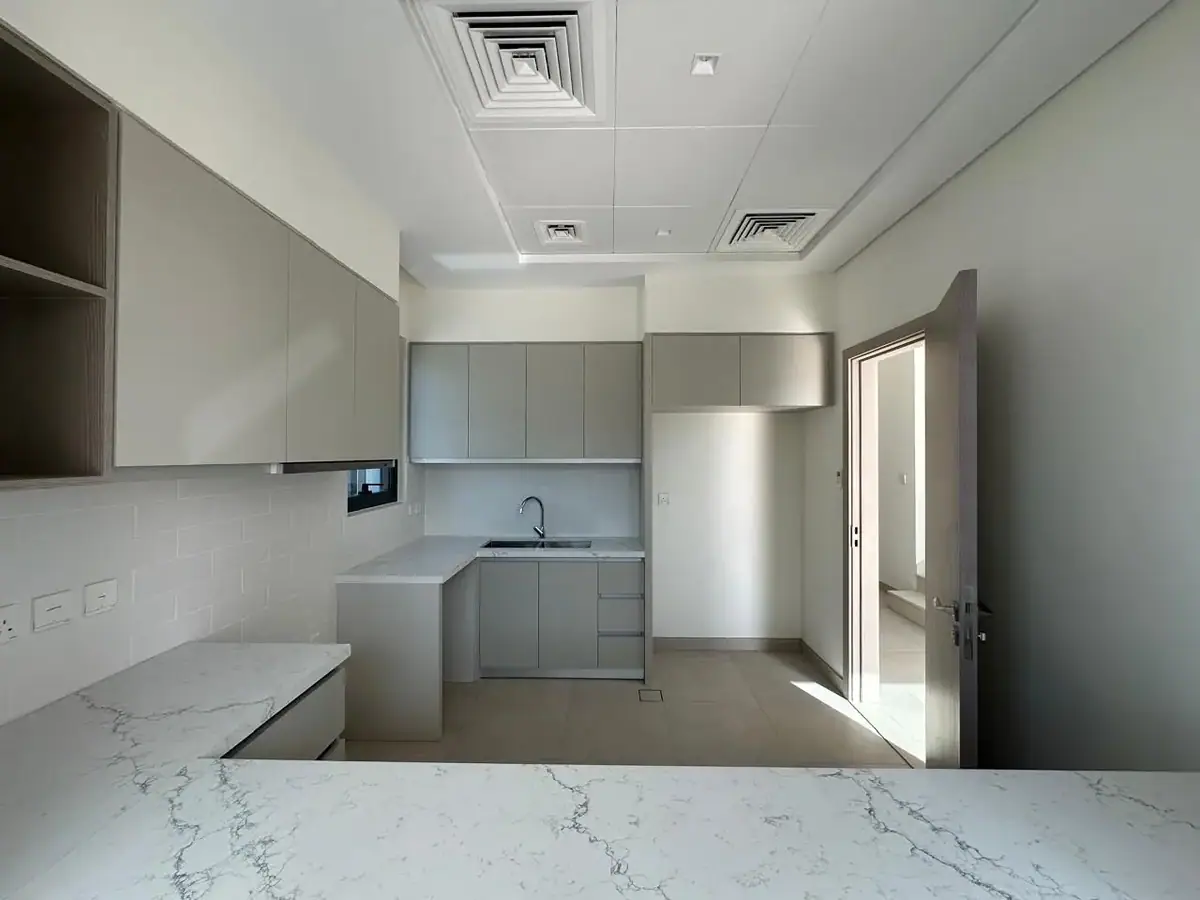 Townhouse 280 m² in Dubai - 5