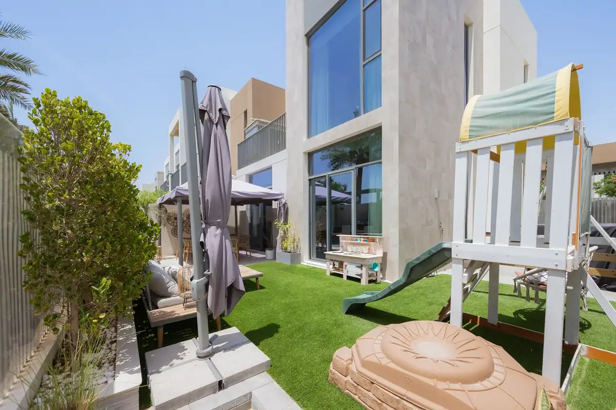 Townhouse 246 m² in Dubai - 3