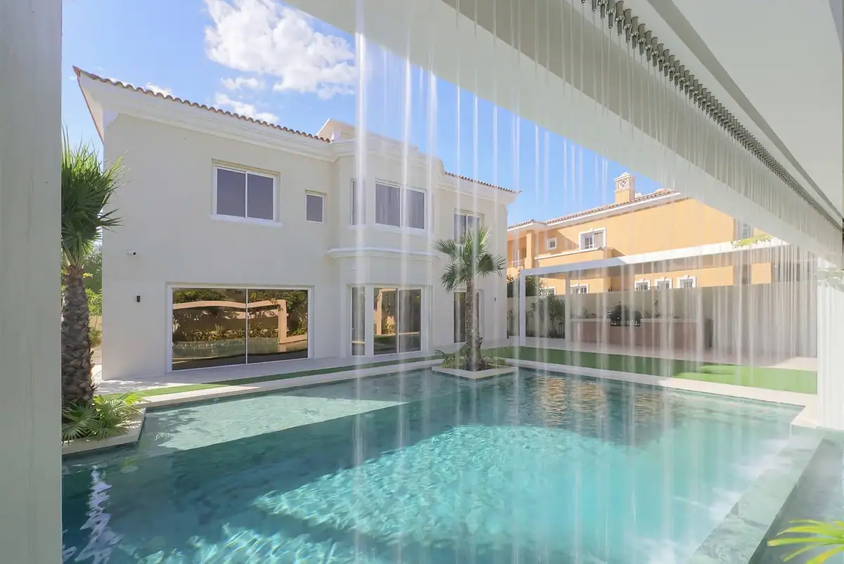 Villa 640 m² in Dubai - 2
