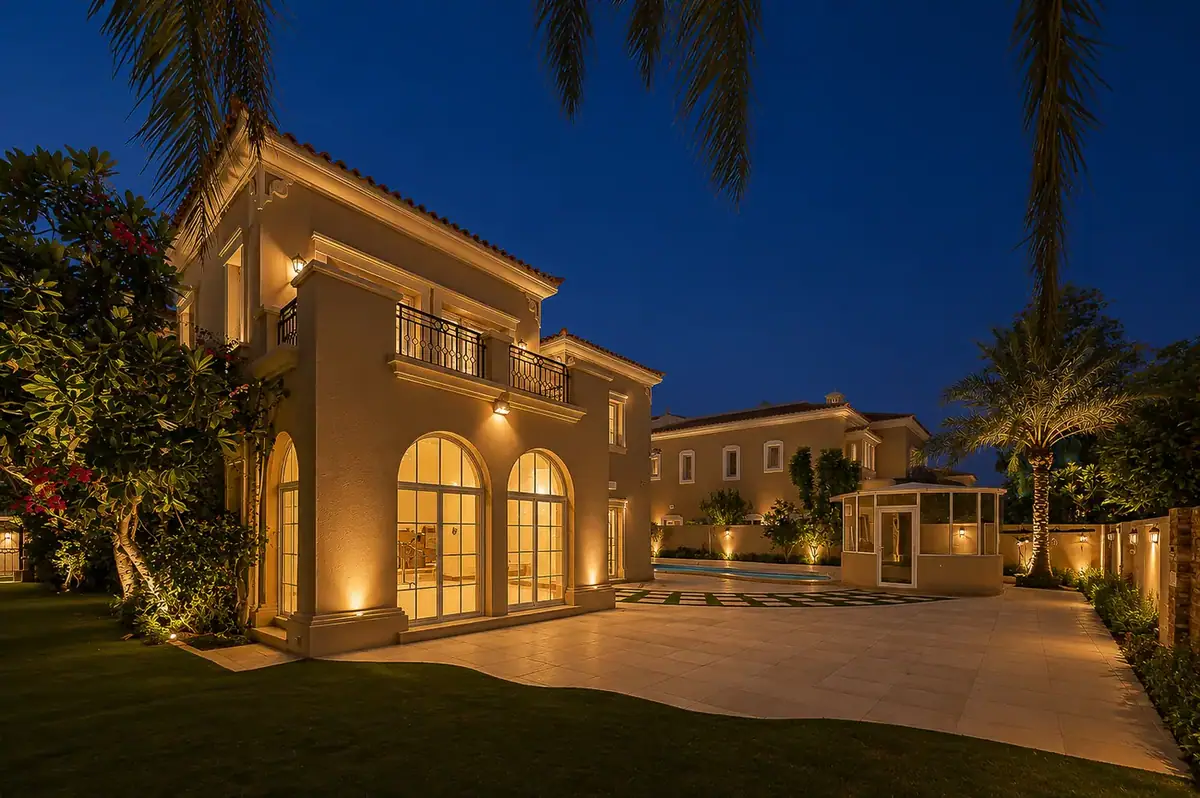Villa 744 m² in Dubai - 2