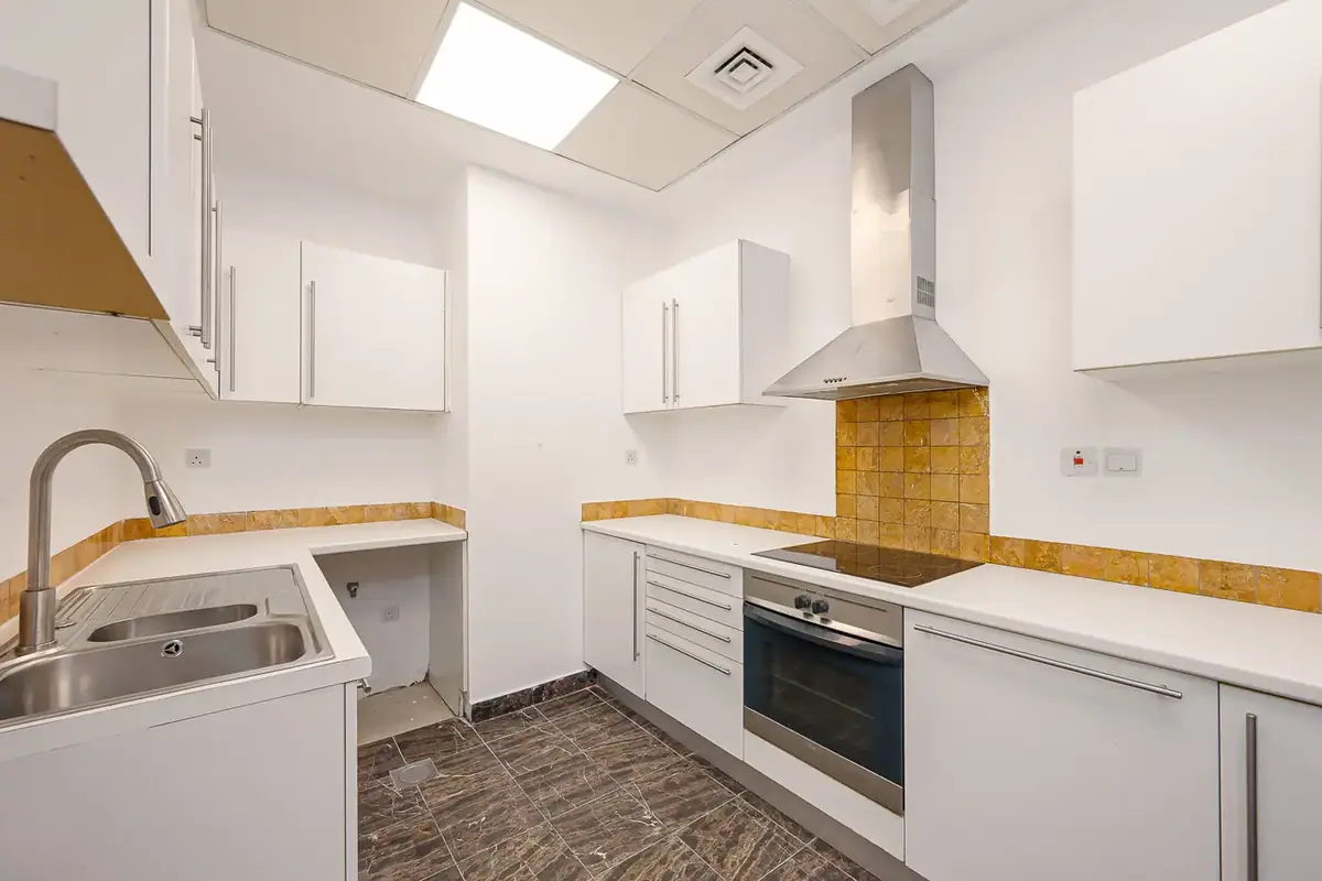 Apartment 110 m² in Dubai - 11