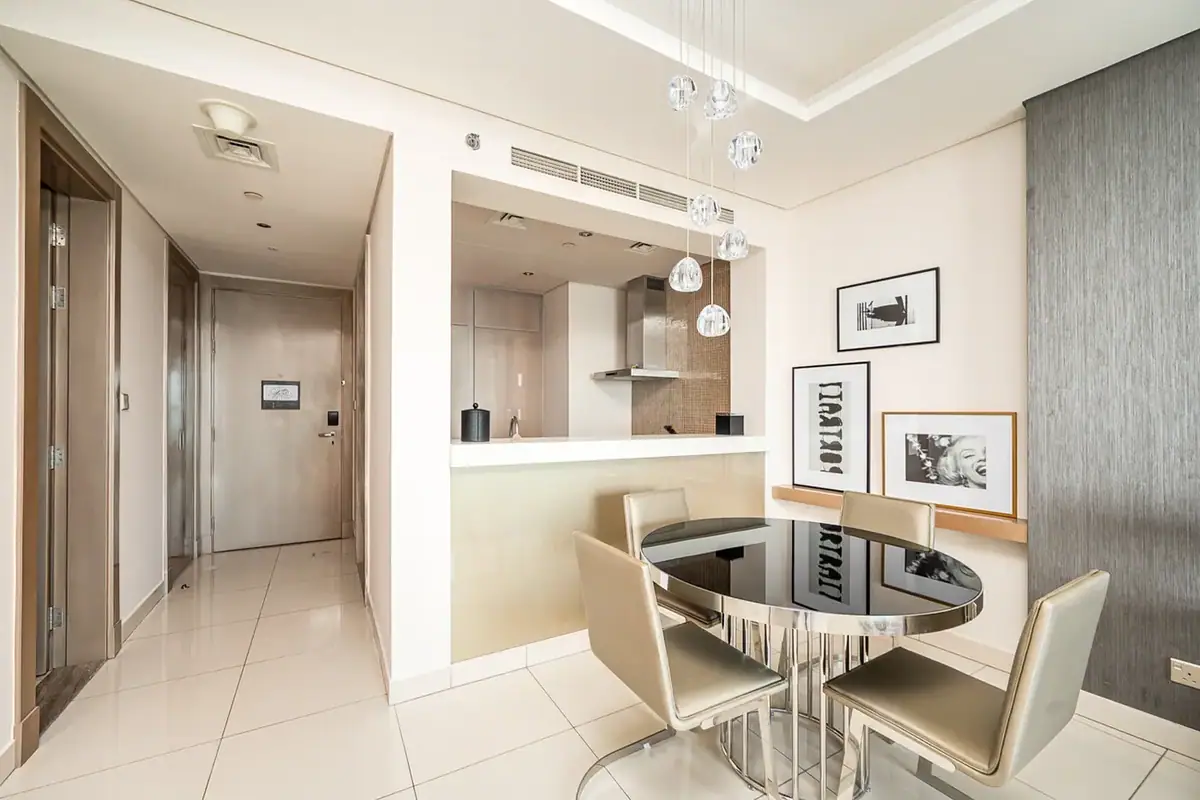Apartment 129 m² in Dubai - 8