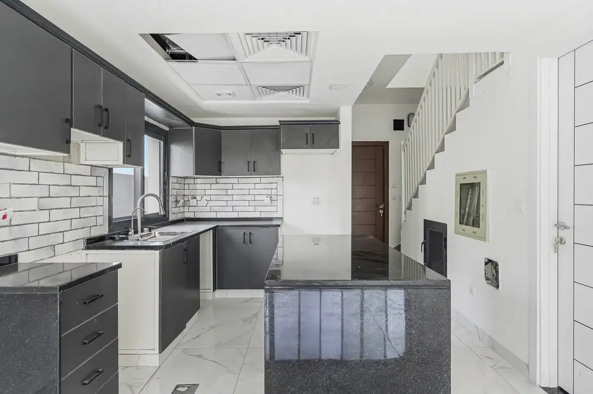 Townhouse 175 m² in Dubai - 4