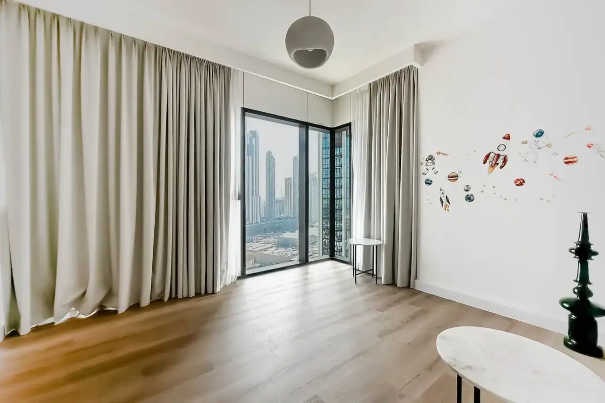 Apartment 159 m² in Dubai - 11