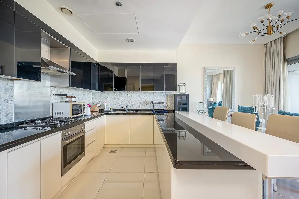 Apartment 127 m² in Dubai - 3