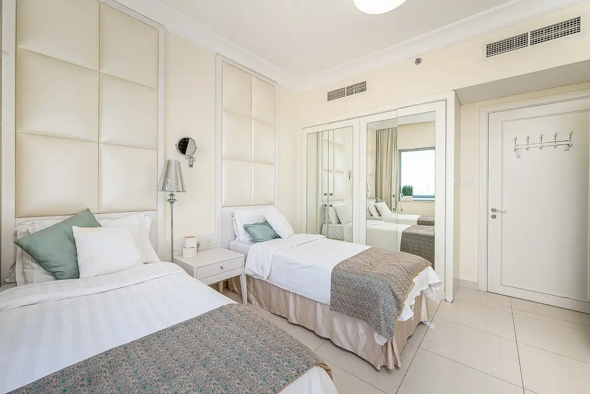 Apartment 127 m² in Dubai - 8