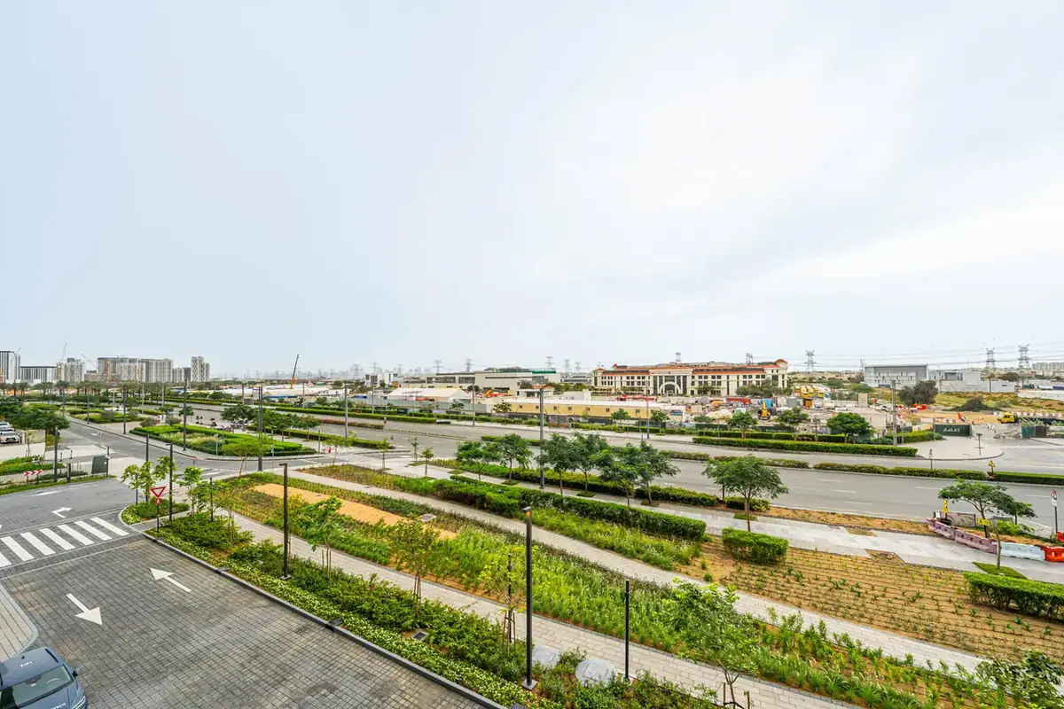 Apartment 99 m² in Dubai - 12