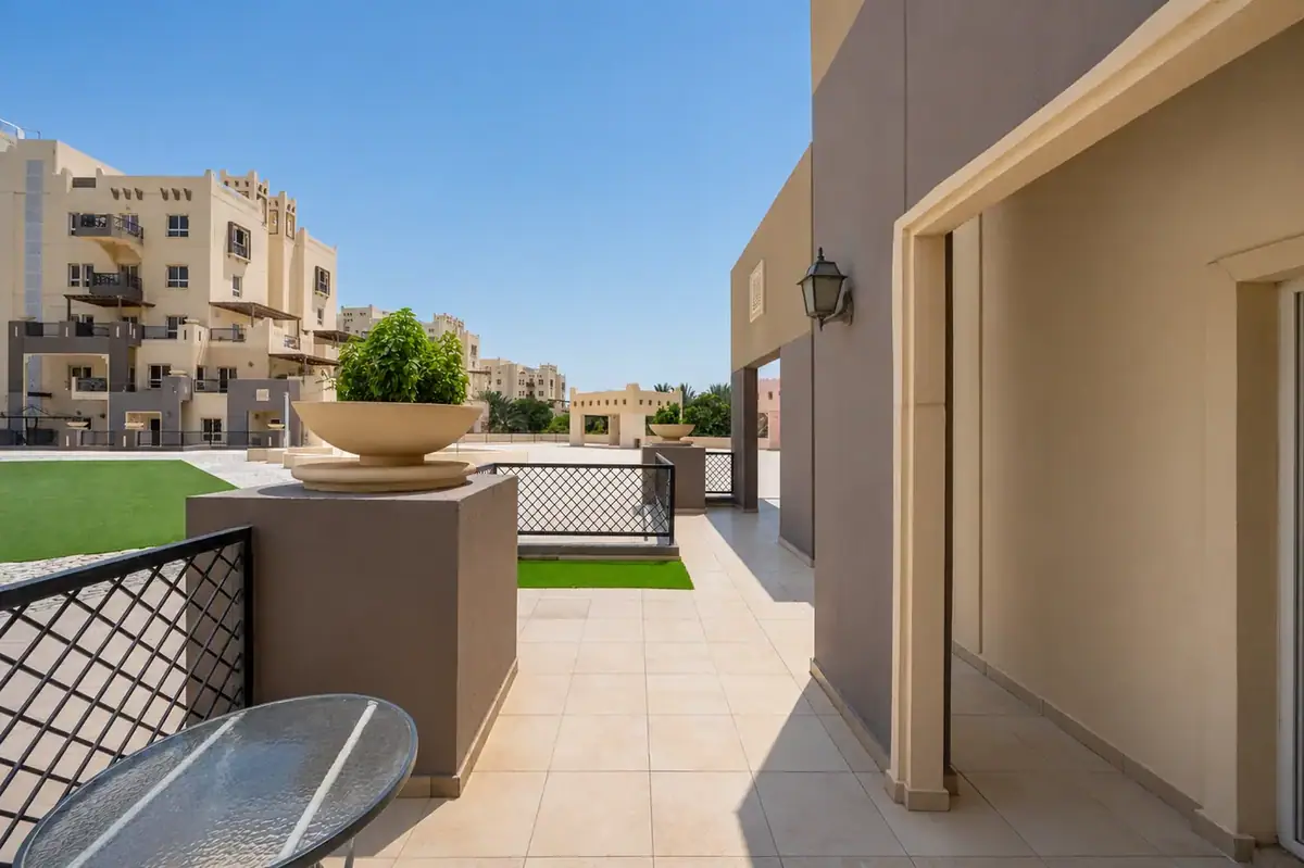 Apartment 202 m² in Dubai - 12