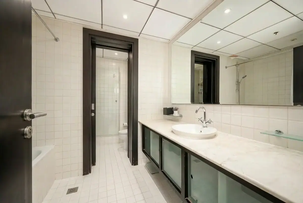 Apartment 147 m² in Dubai - 12