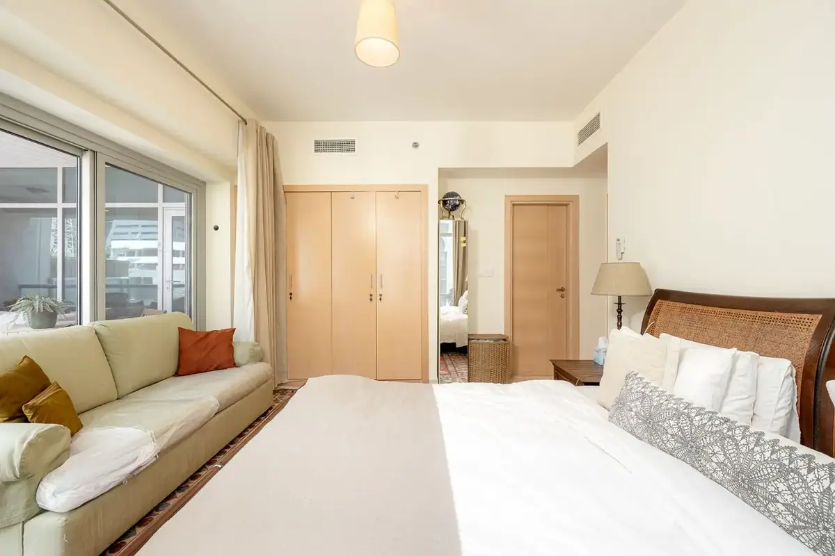 Apartment 161 m² in Dubai - 11