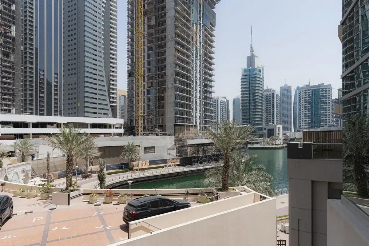 Apartment 161 m² in Dubai - 12