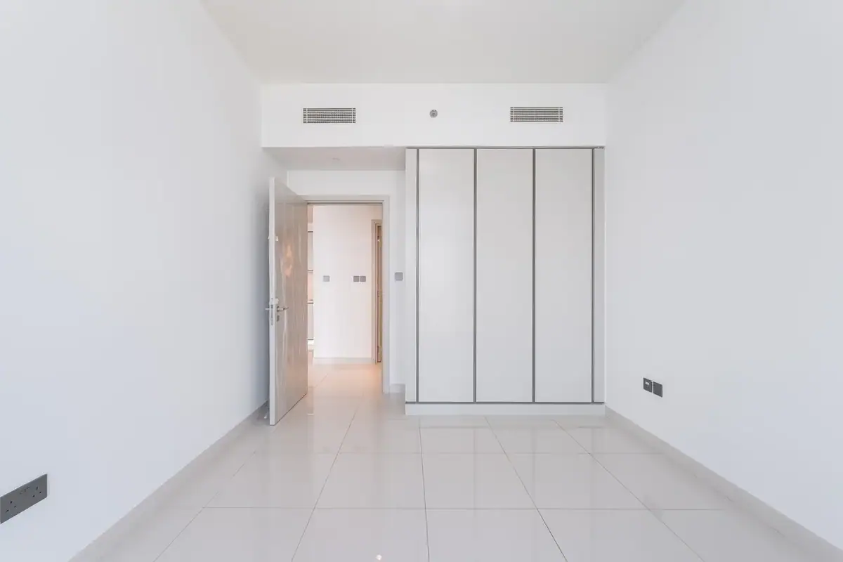 Apartment 74 m² in Dubai - 11