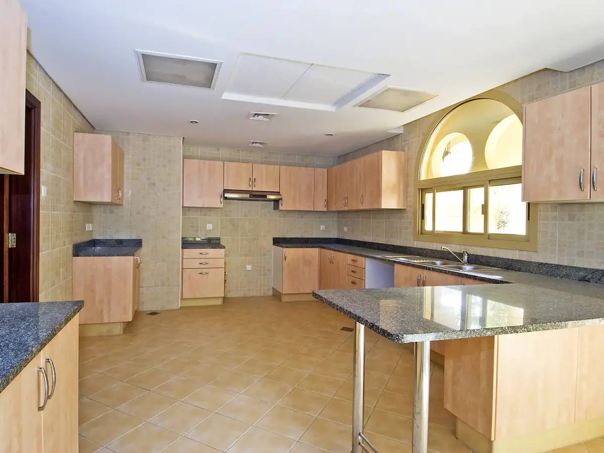 Villa 814 m² in Dubai - 3