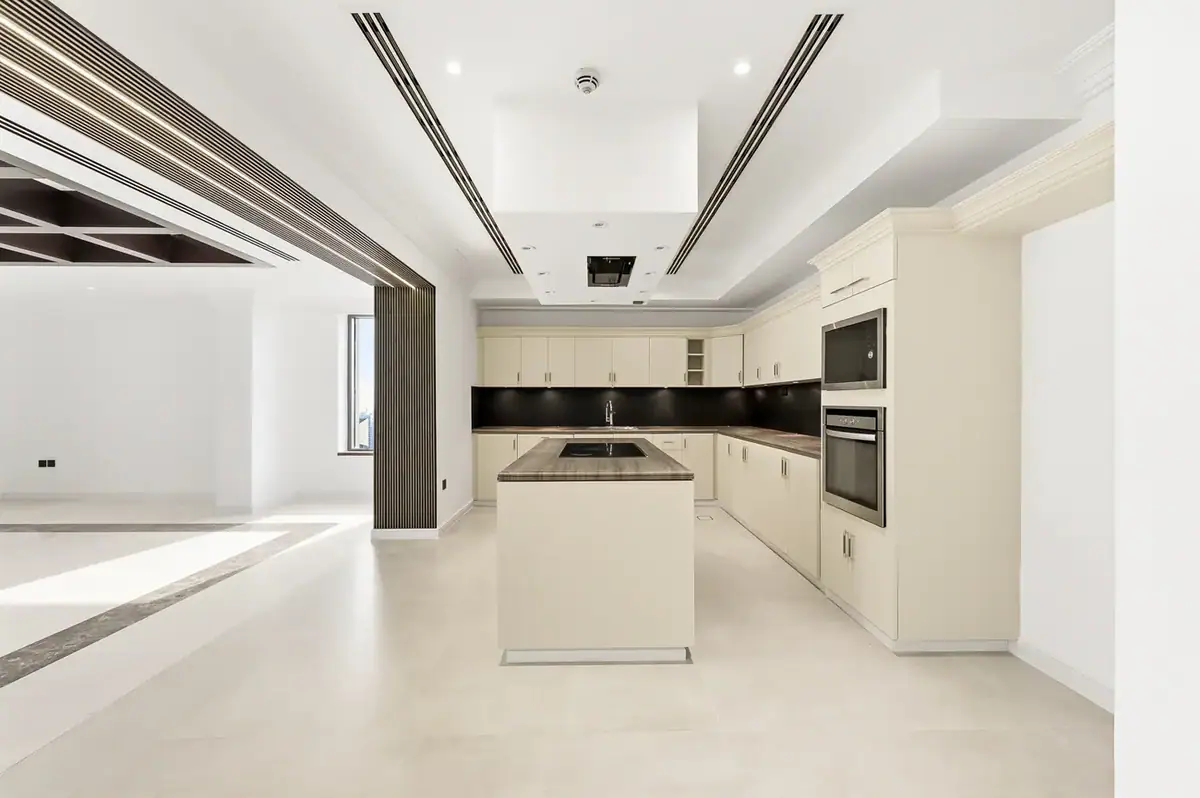 Apartment 569 m² in Dubai - 9