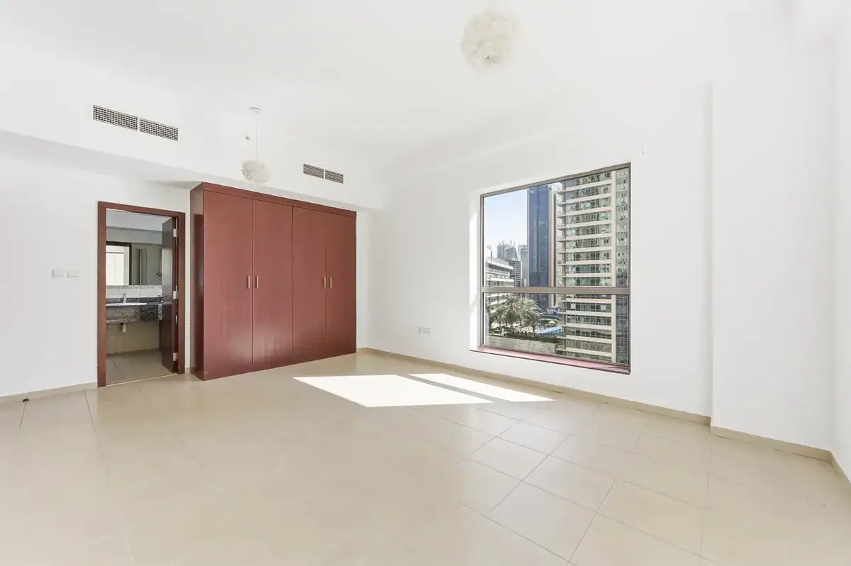 Apartment 107 m² in Dubai - 12