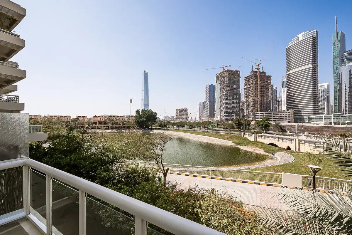 Apartment 220 m² in Dubai - 12