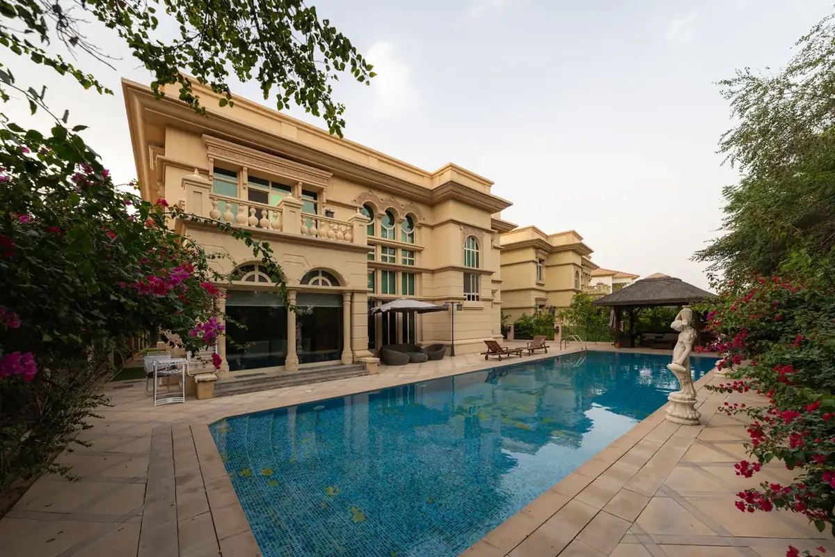 Villa 988 m² in Dubai - 2