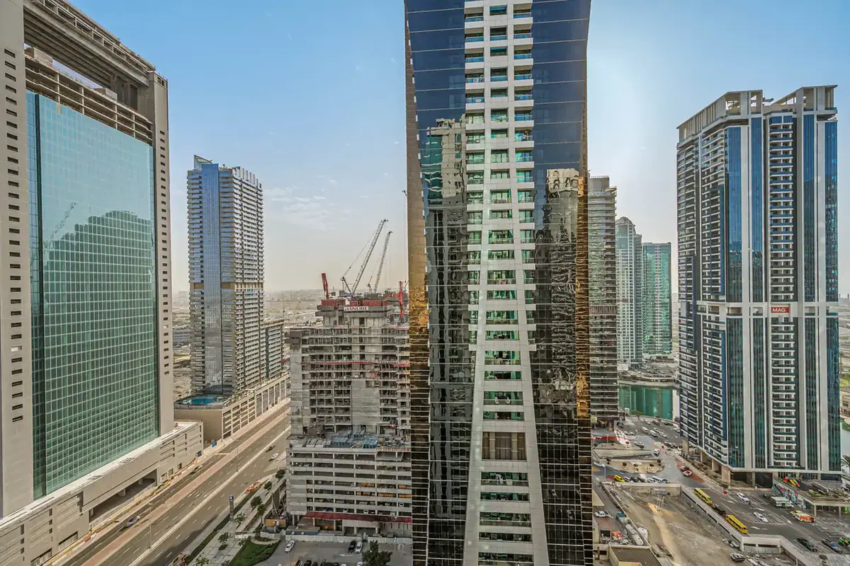 Apartment 94 m² in Dubai - 12