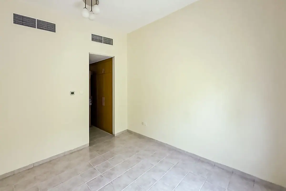 Apartment 89 m² in Dubai - 4