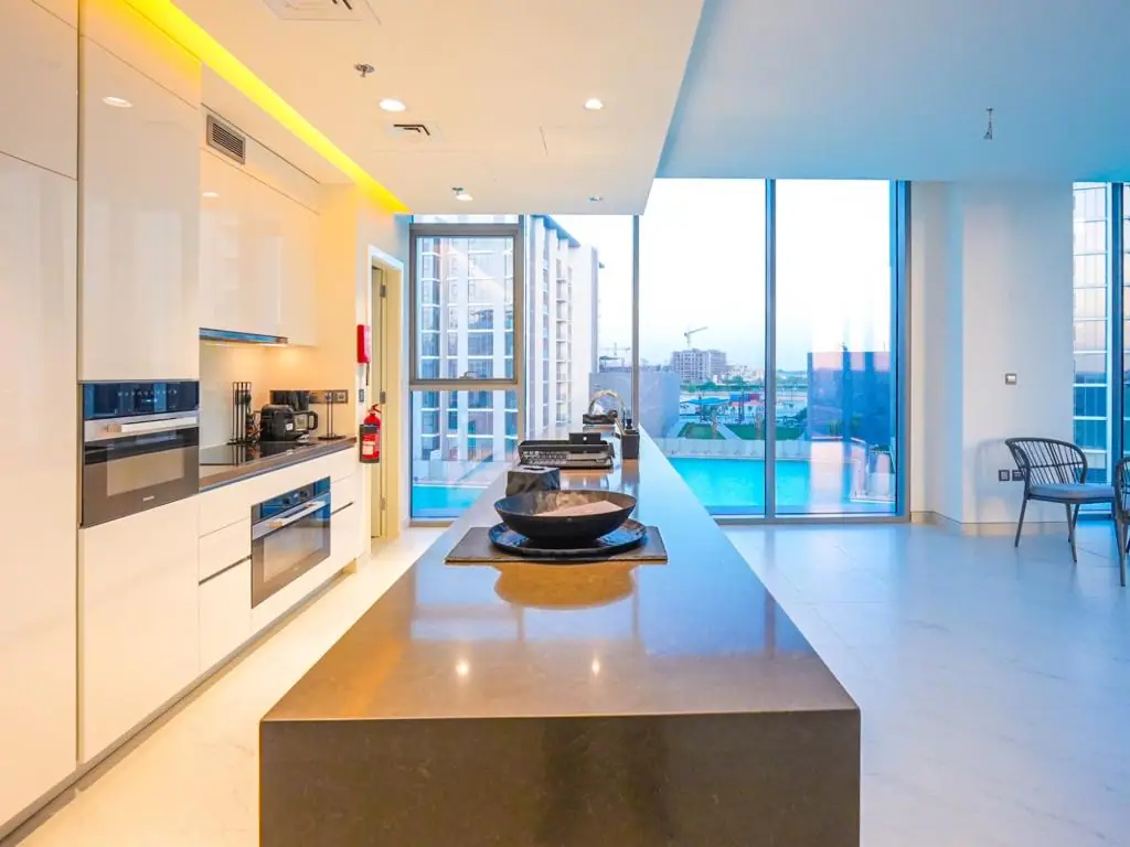 Apartment 132 m² in Dubai - 10
