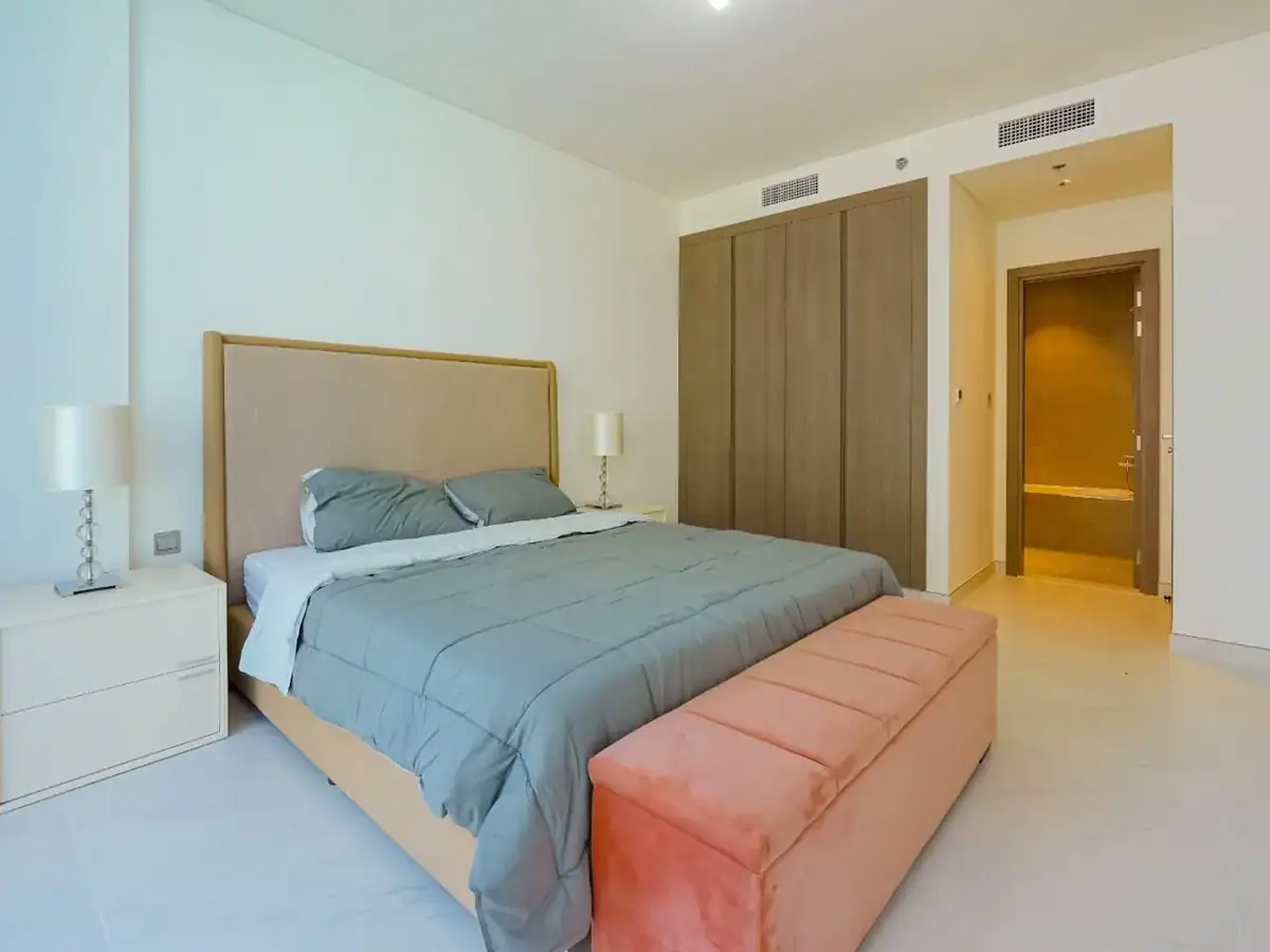 Apartment 97 m² in Dubai - 12