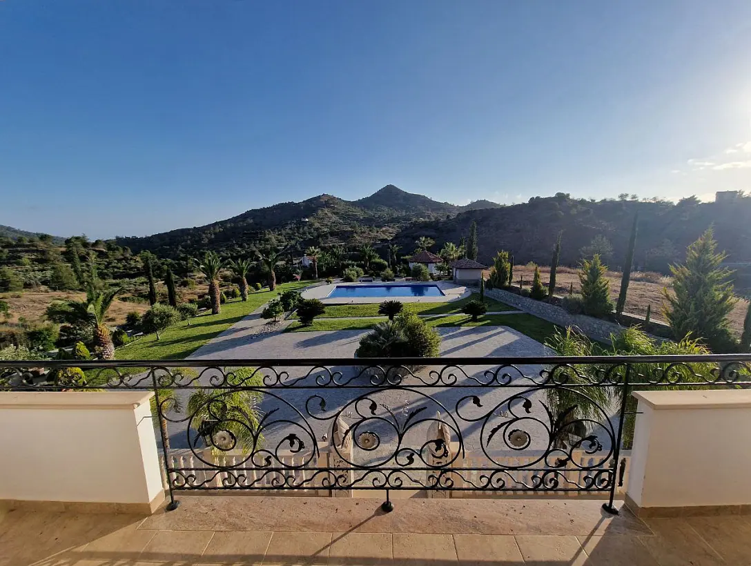 Villa in Limassol - 2