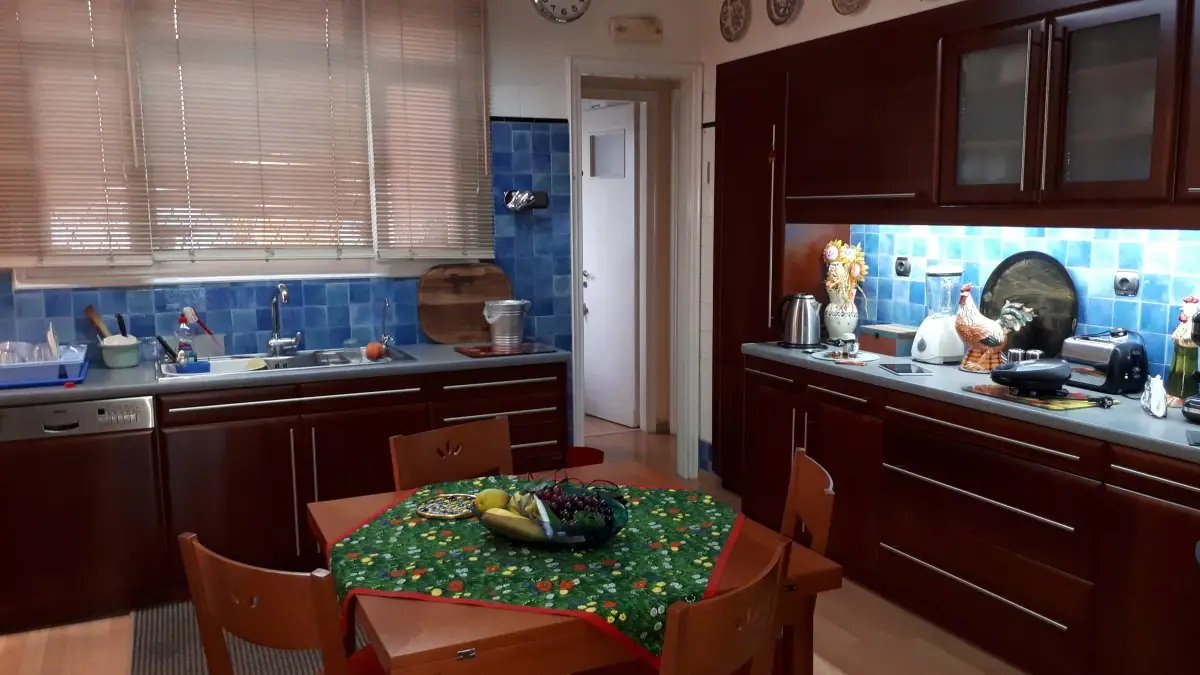 Apartment 240 m² in Athens - 8