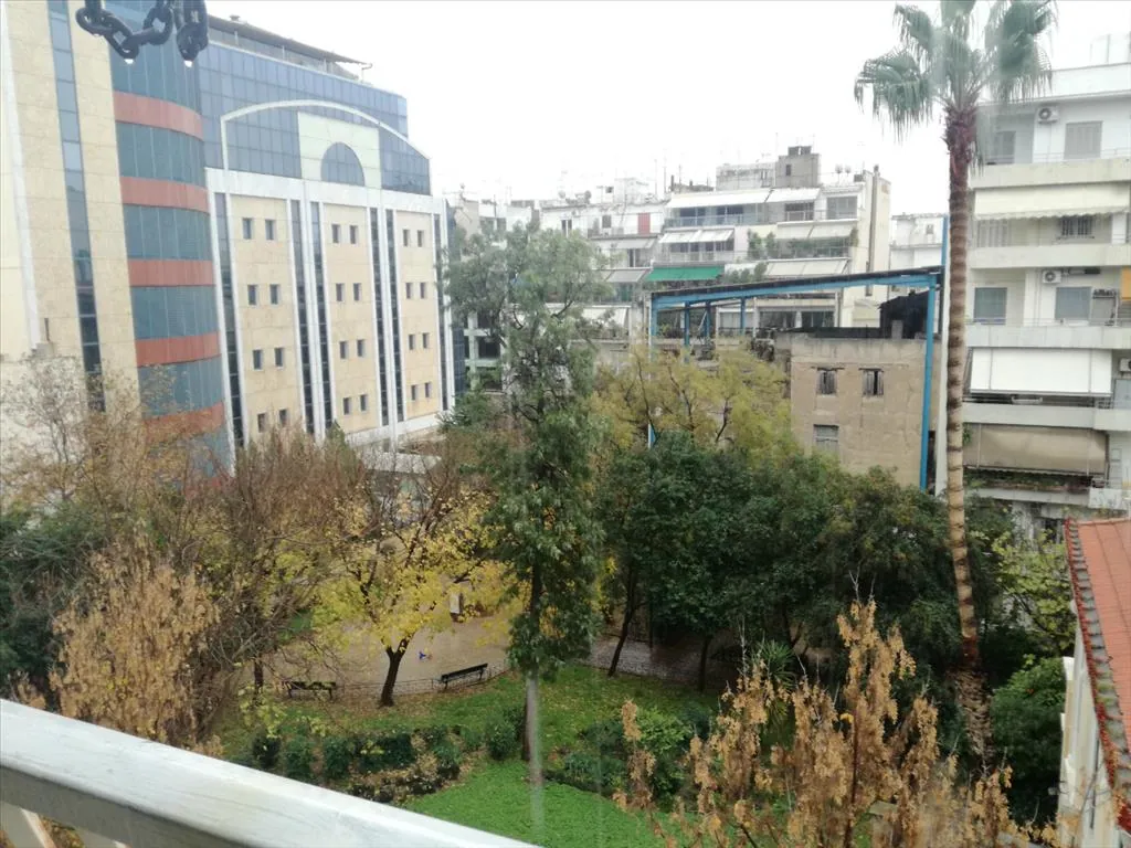 Apartment 100 m² in Athens - 3