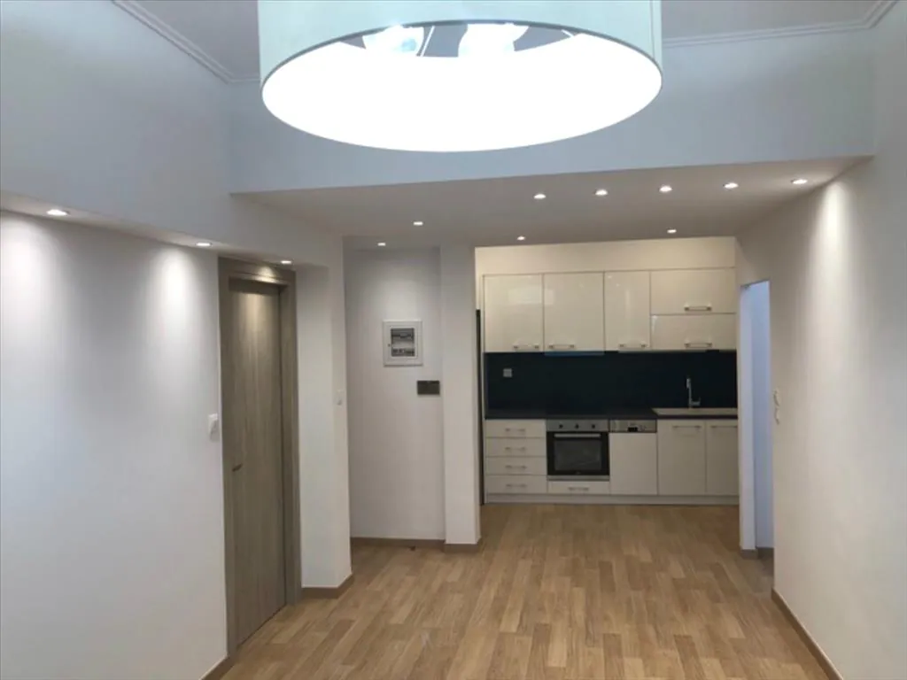 Apartment 70 m² in Athens - 2