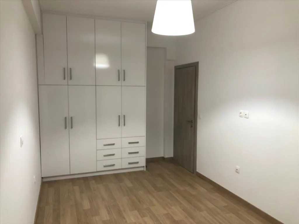 Apartment 70 m² in Athens - 4