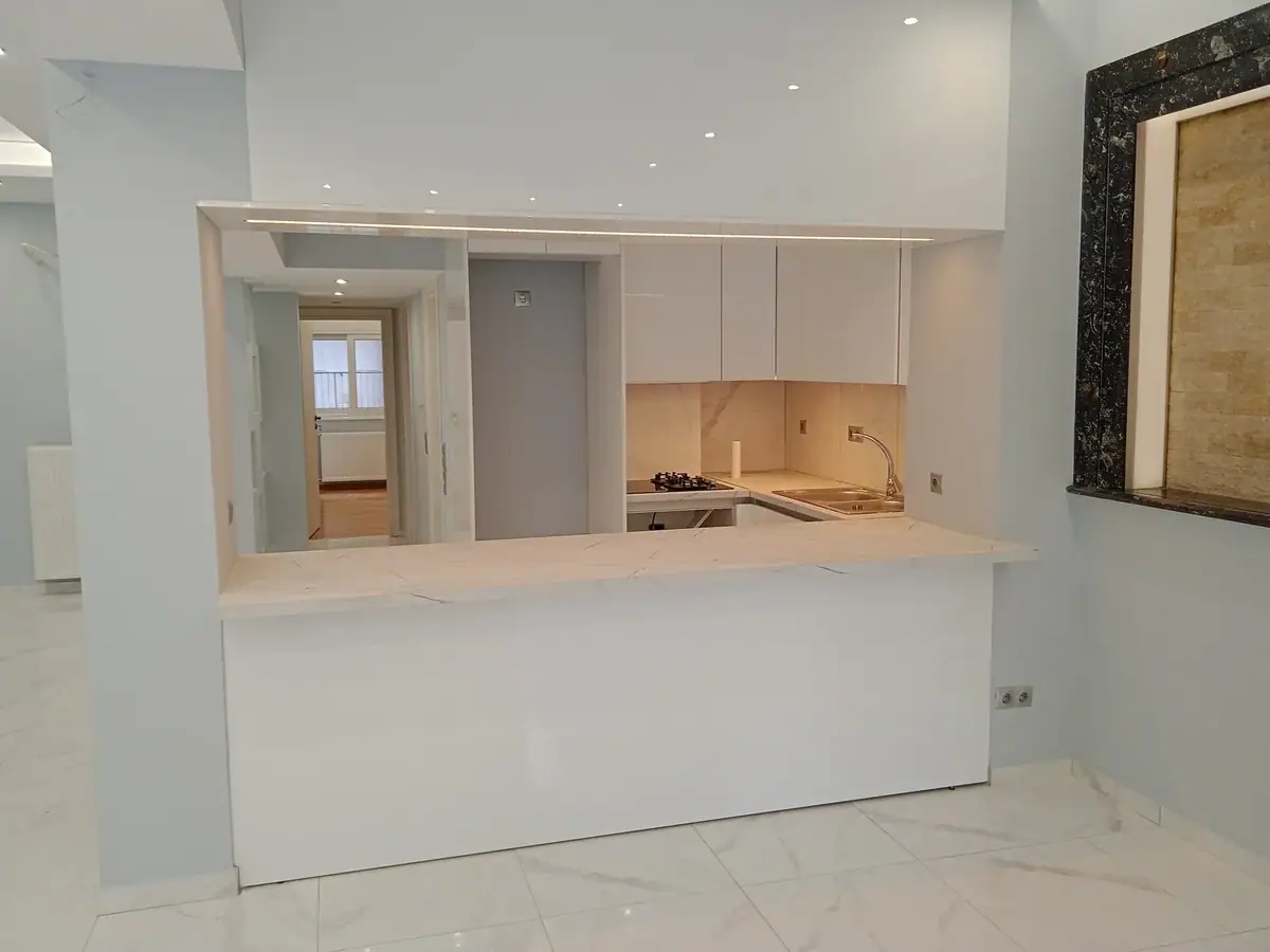 Apartment 100 m² in Athens - 3