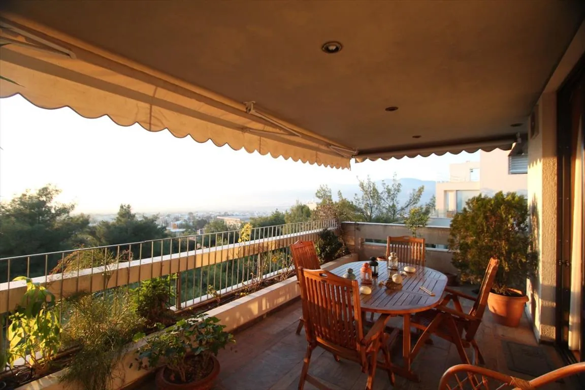 Apartment 2630 m² in Athens - 3