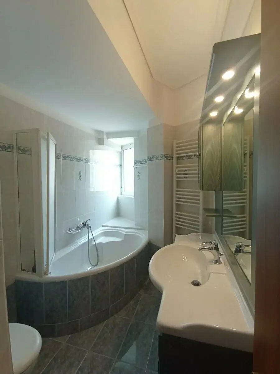 Apartment 90 m² in Athens - 10