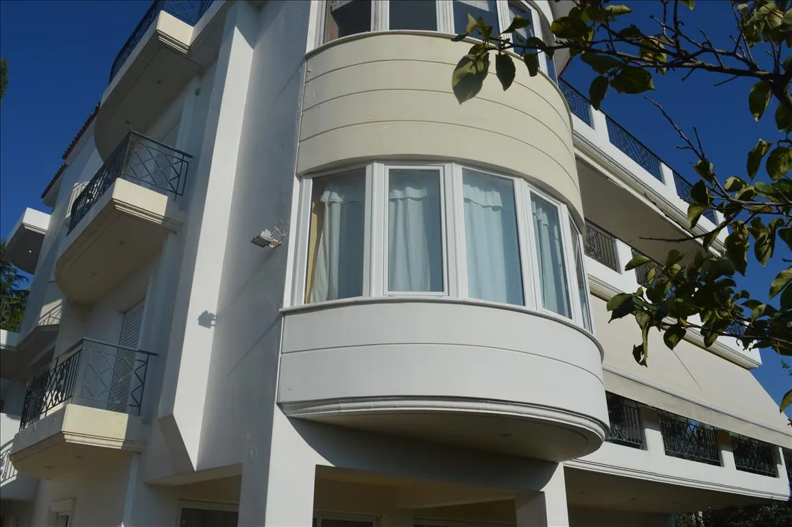 Villa 550 m² in Athens - 2