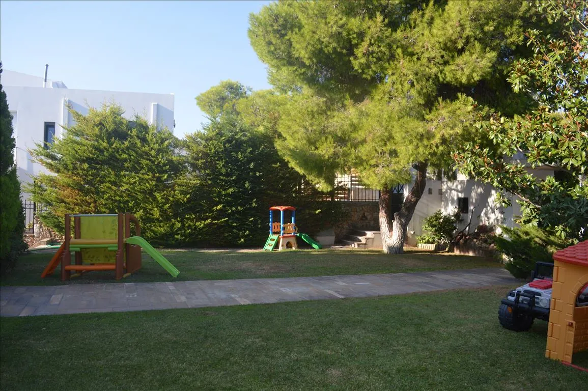 Villa 550 m² in Athens - 3