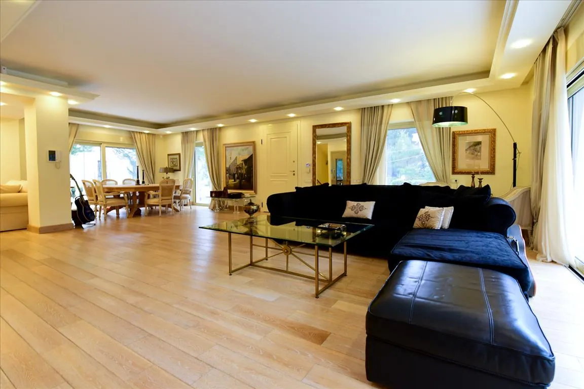 Villa 457 m² in Athens - 4