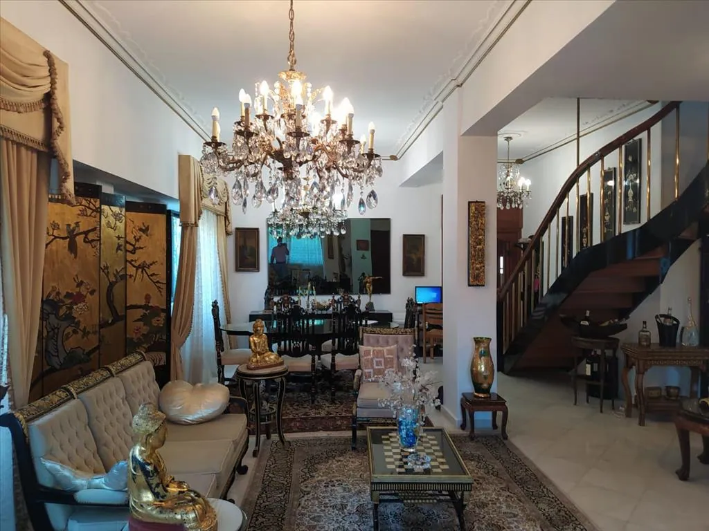Villa 640 m² in Athens - 3
