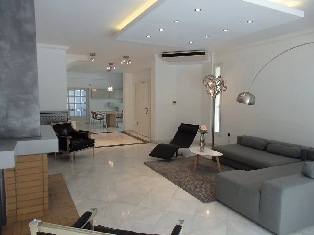 Villa 380 m² in Athens - 3