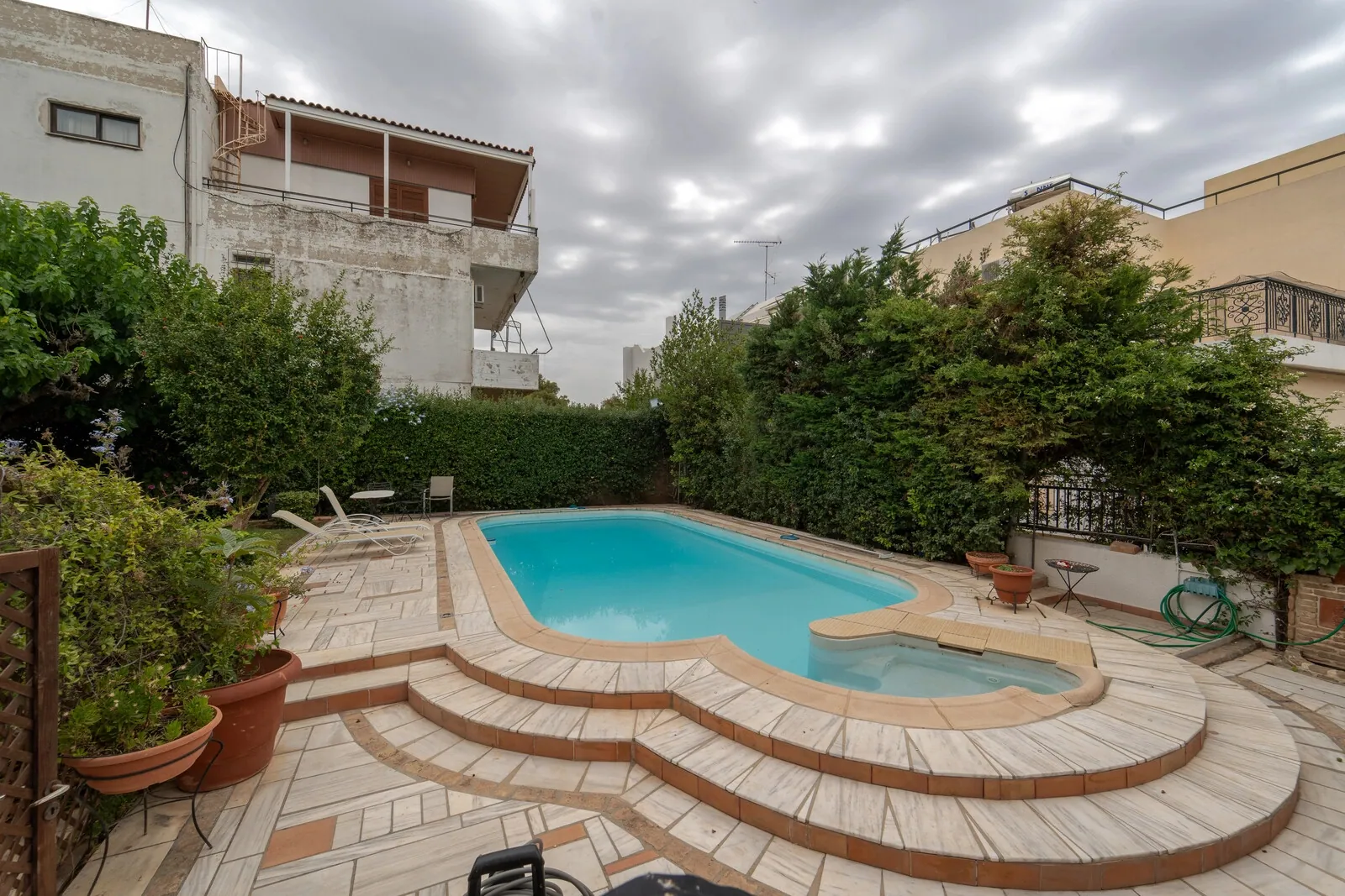 Villa 287 m² in Athens - 3