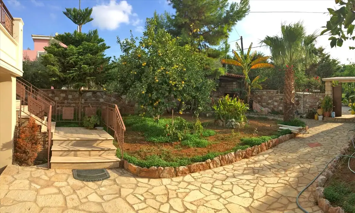 Villa 320 m² in Athens - 3