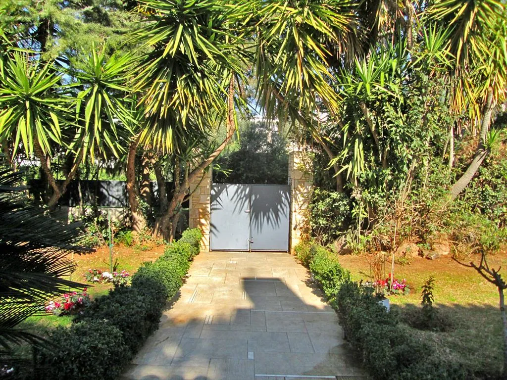 Villa 480 m² in Athens - 3
