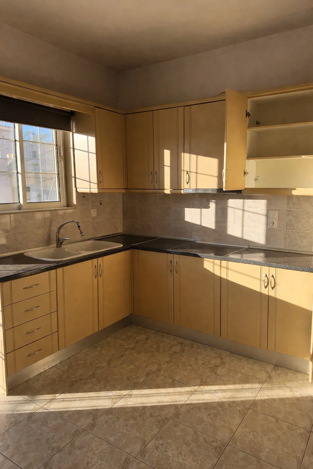 Apartment 80 m² in Attica - 2