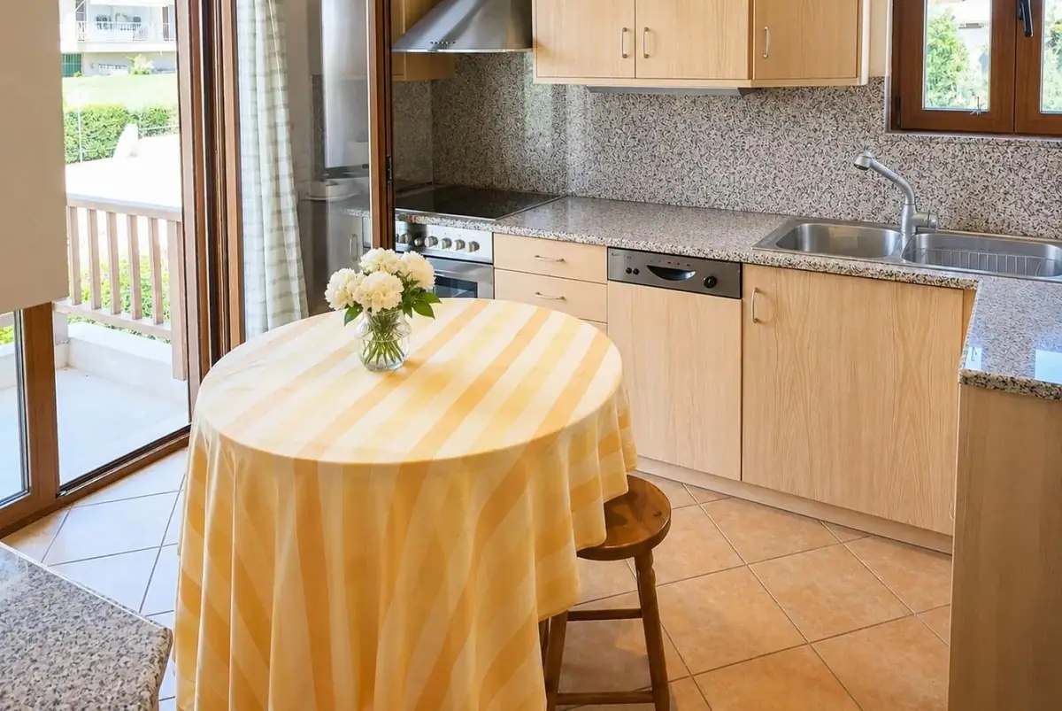 Apartment 130 m² in Attica - 9
