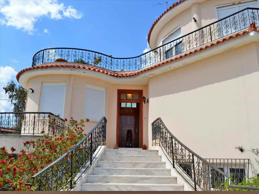 Villa 330 m² in Attica - 4