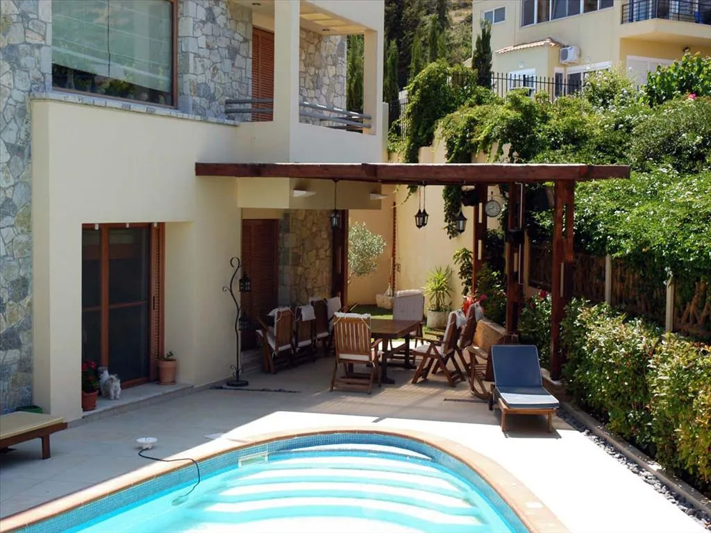 Villa 450 m² in Attica - 2