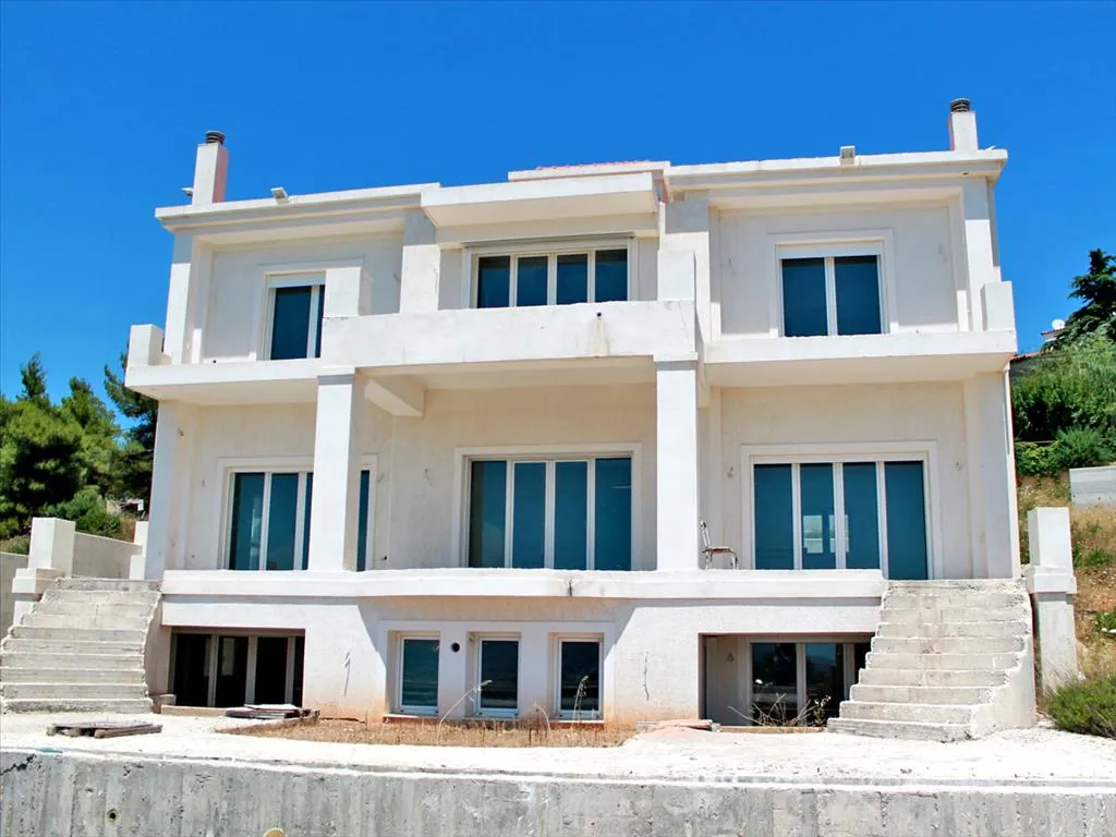 Villa 330 m² in Attica