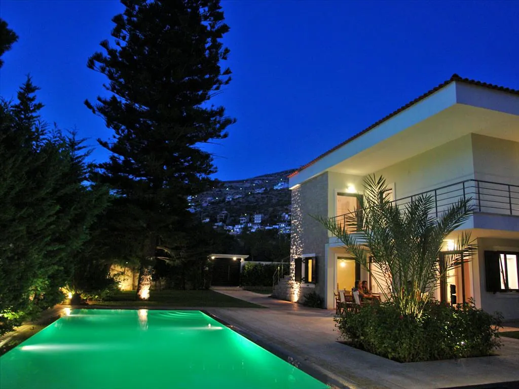 Villa 380 m² in Attica - 3