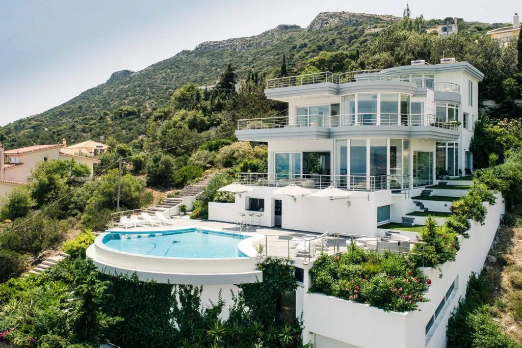 Villa 400 m² in Attica - 2