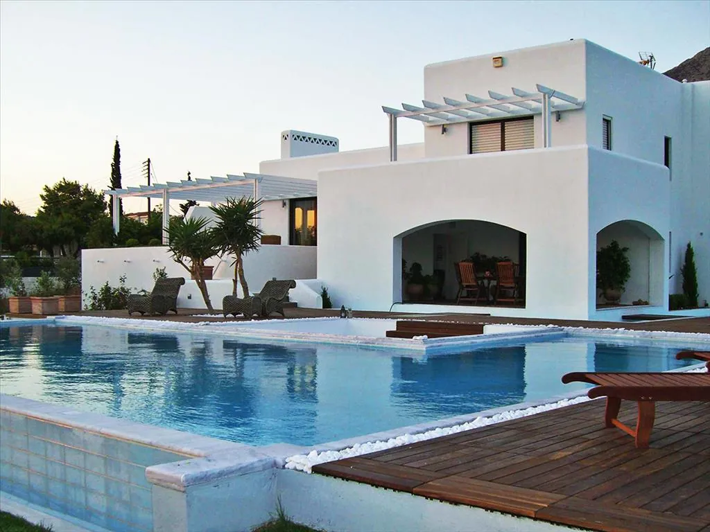 Villa 700 m² in Attica